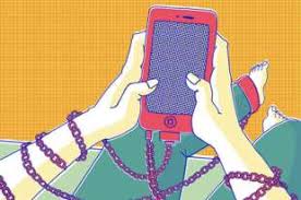 Nomofobia e FoMo: le nuove dipendenze degli adolescenti&nbsp;iperconnessi